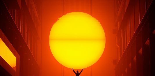 Un inno, e un’antologia, per la Light Art