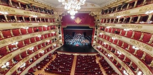 Quello che manca al teatro in Italia