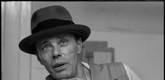 Maratona Joseph Beuys sulla piattaforma streaming di Artecinema
