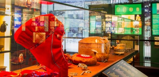 Il Museo della Finlandia restituisce 2mila manufatti al popolo (e alla storia) Sámi