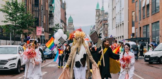 Per la prima volta, i finalisti del Turner Prize 2021 sono cinque collettivi