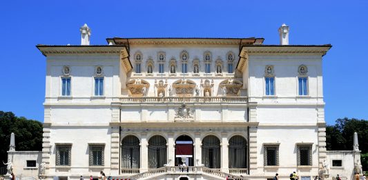 Archaeology Now: da giugno Damien Hirst alla Galleria Borghese