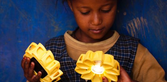 La guida illustrata di Olafur Eliasson alla creazione di un mondo a energia solare guida