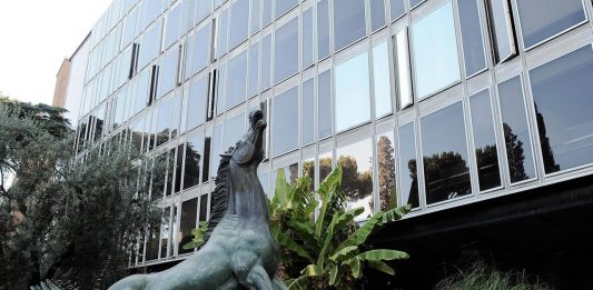 Due quadri di De Chirico e Guttuso trafugati della collezione della Rai