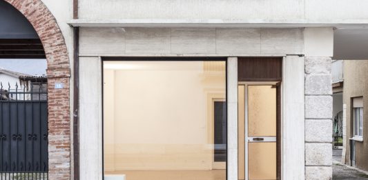 Hybrida Tales by Untitled Association #19: Casa Capra e linea Casa Capra