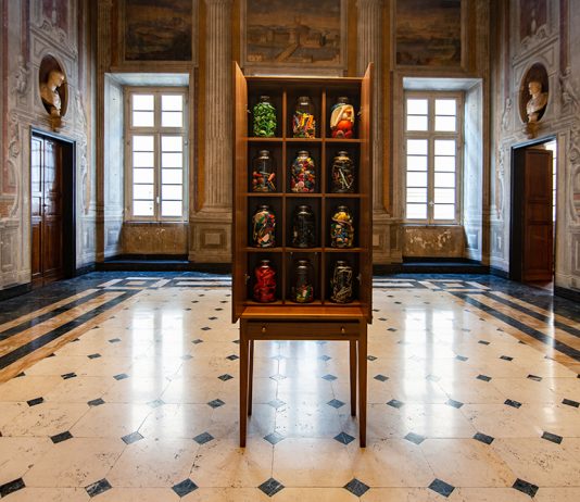 Scottante senza scottarsi: Mark Dion a Palazzo Cambiaso