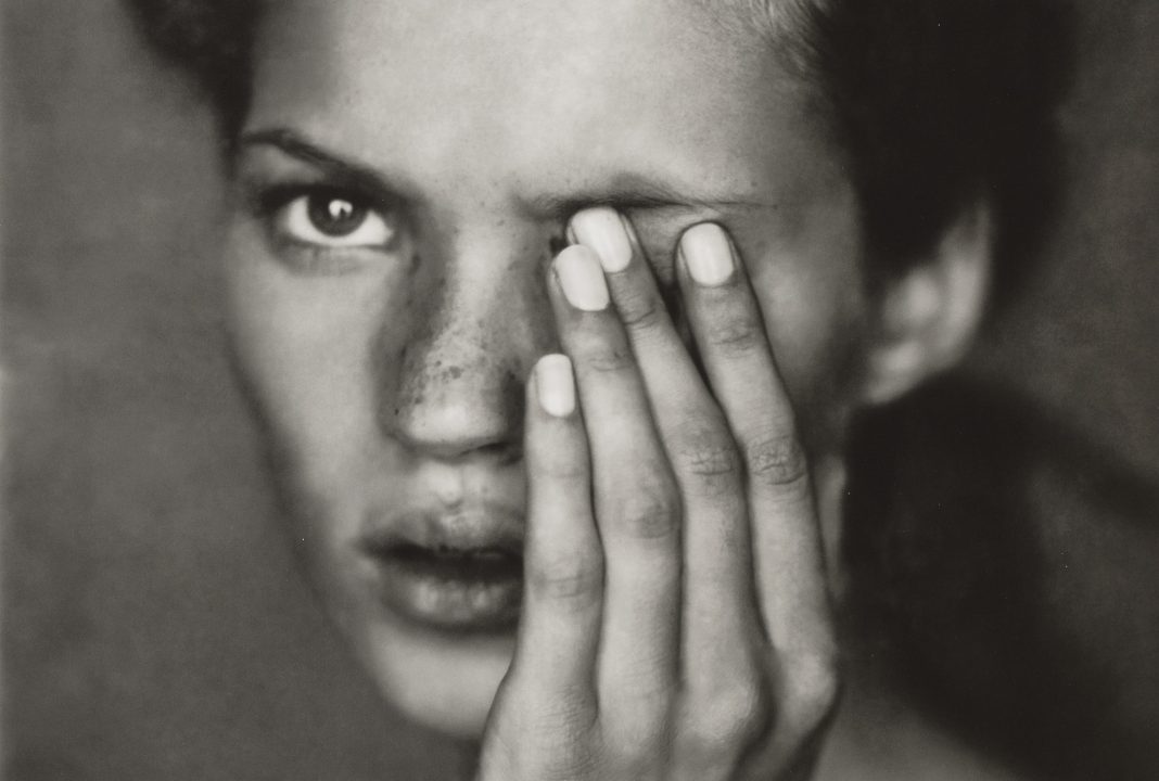 Paolo Roversi, Kate for Harper's Bazaar, 1993, 5,000 - 7,000€ Paolo Roversi