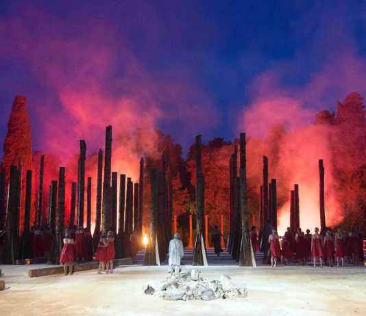 ‘Sii albero’, Stefano Boeri incontra Maria Lai: la mostra alla Stazione dell’Arte