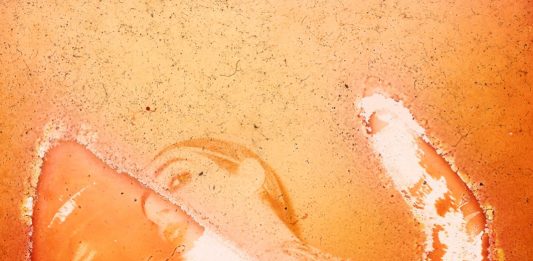 Niccolò Quaresima celebra il Club Plastic con una personale da FuturDome