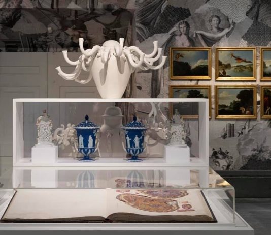 Danzare tra parati e porcellane: Diego Cibelli al Museo di Capodimonte diego cibelli museo capodimonte