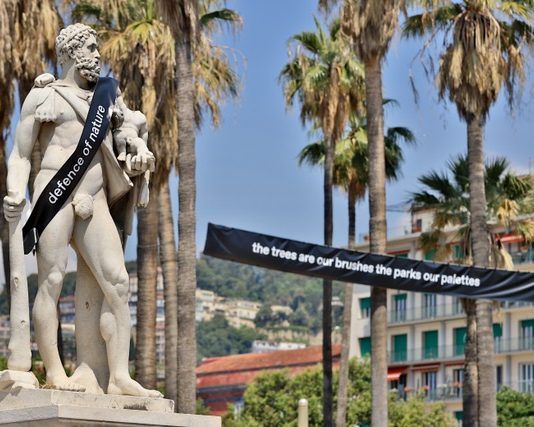 50 piccoli e grandi interventi di Igor Grubic nella Villa Comunale di Napoli igor grubic villa comunale