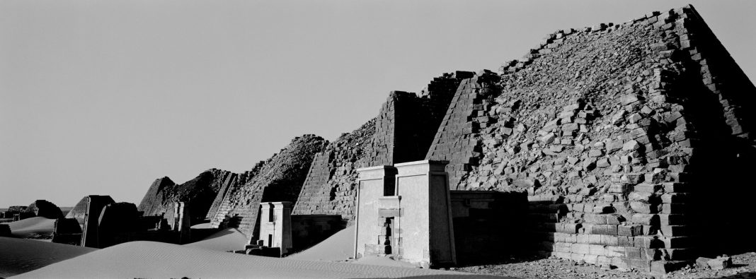 Pyramides saccagées