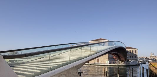 Blue Crow Media presenta la nuova mappa dell’architettura di Venezia Moderna blue crow media venezia