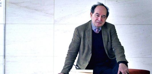 Addio a Roberto Calasso, scrittore raffinatissimo, direttore storico di Adelphi roberto calasso morto