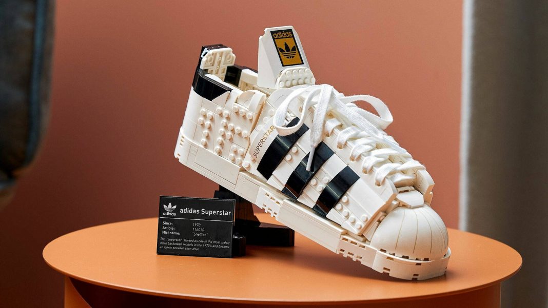 lego adidas superstar