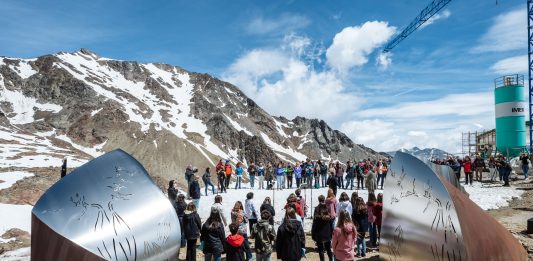 Uno di Un Milione: un percorso d’arte contemporanea per trovare l’acqua a tremila metri