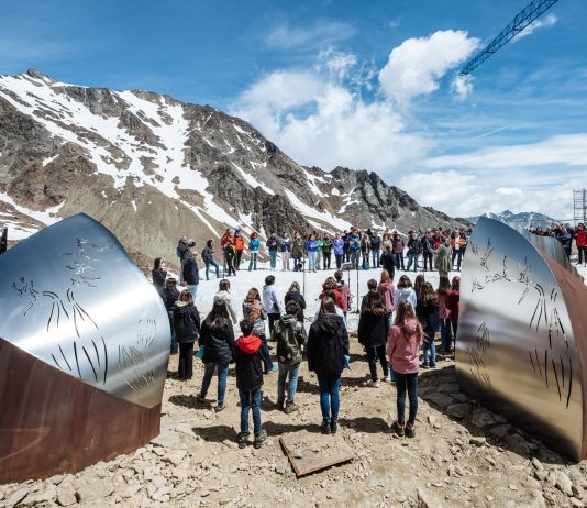 Uno di Un Milione: un percorso d’arte contemporanea per trovare l’acqua a tremila metri