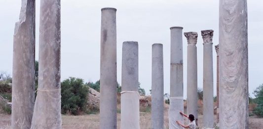 Con In-Ruins, l’arte contemporanea rilegge l’archeologia del Mediterraneo