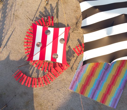 Una rotonda ipnotica da attraversare: l’installazione di Kerim Seiler a Locarno