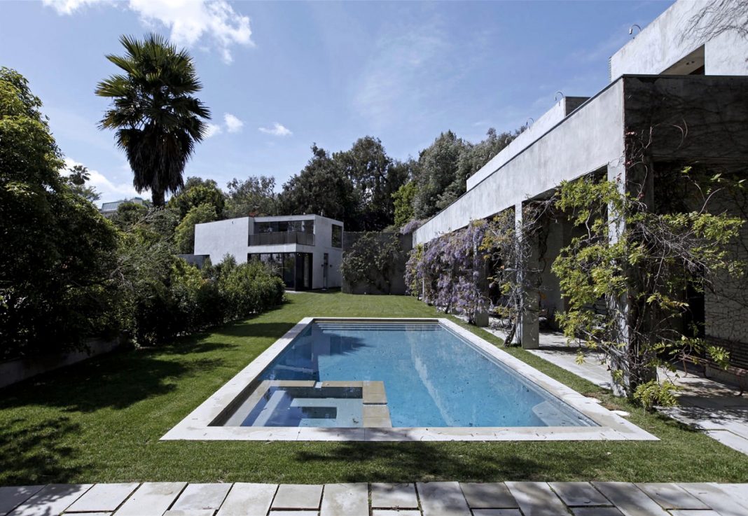 beverly hills Andrea Michaelson