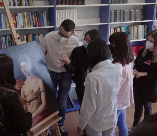 Incontri dai banchi di scuola con la Fornarina di Raffaello in Haltadefinizione