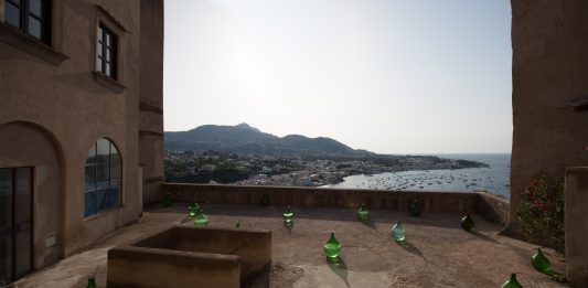 Klepsydra: opere site specific al Castello Aragonese di Ischia klepsydra castello ischia