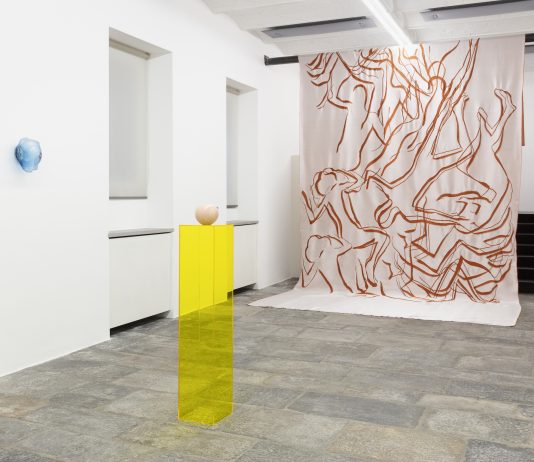 Alla Fondazione Pomodoro tre artisti per la Project Room #14: ‘Rosa in mano’