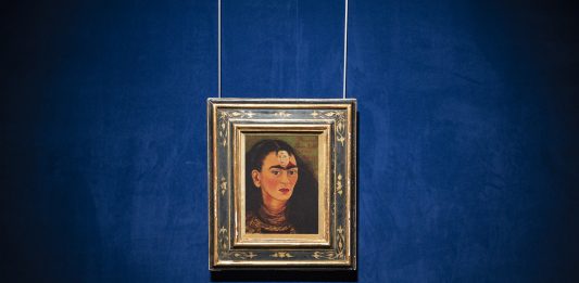 Aria da record, Sotheby’s mette all’asta un autoritratto di Frida Kahlo frida Kahlo sotheby's