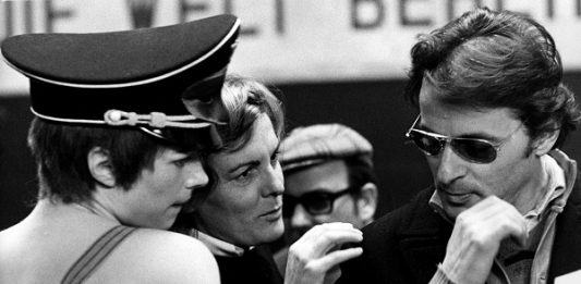 Carpi celebra Liliana Cavani, una delle sue più illustri concittadine. Fino al 6 gennaio 2022, nella Sala dei Cervi di Palazzo dei Pio si tiene la mostra Il portiere di notte. Libertà della perdizione