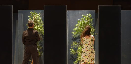 Con Umwelt, Maguy Marin porta la danza senza la danza al Festival Oriente Occidente