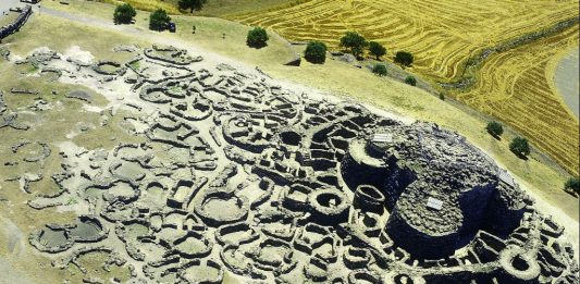 Sardegna, isola megalitica: la mostra al Neues Museum di Berlino