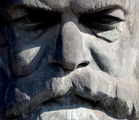 MARX per 24 ore: il nuovo film di Olaf Nicolai trasmesso in anteprima mondiale