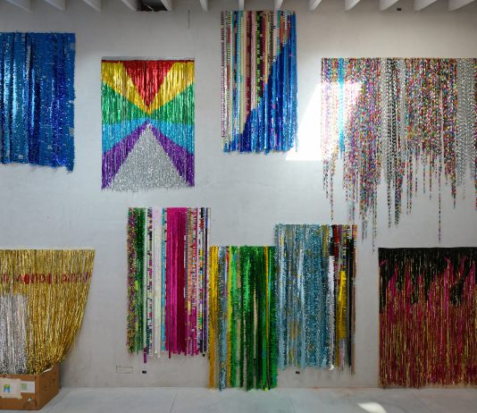 Splendido, splendente: Daniel Gonzalez personalizza lo stand exibart ad ArtVerona