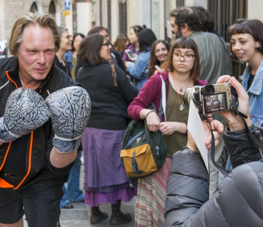 Arte diffusa a Perugia: tre edizioni di Cazzotto raccontate in un volume