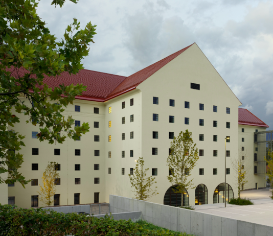 Arte contemporanea in una fabbrica di zucchero: la nuova Cukrarna a Lubiana