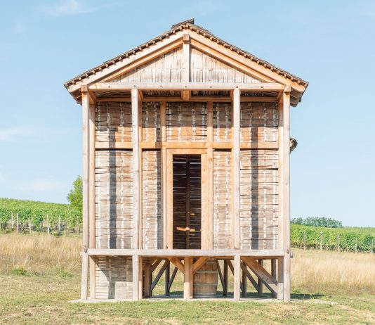 Michael Beutler, Oak Barrel Baroque – Fondazione La Raia