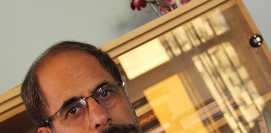 L’artista e curatore afghano Rahraw Omarzad trova asilo in Italia Rahraw Omarzad italia