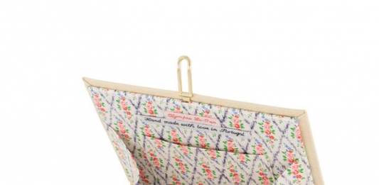 I capolavori di Pablo Picasso diventano pochette per libri tascabili pablo picasso pochette