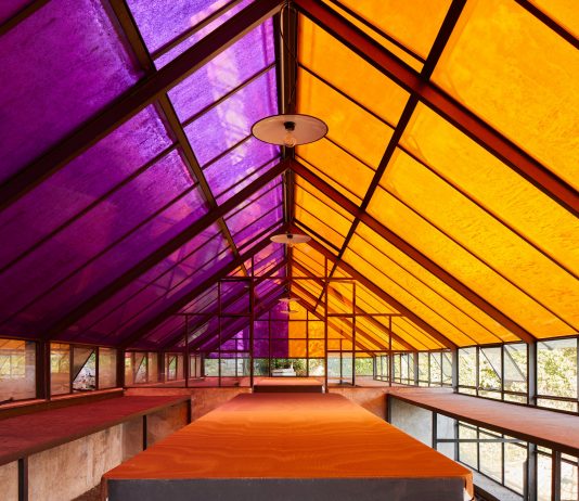 Una mostra diffusa a Como, per raccontare il sogno d’arte e imprenditoria di Antonio Ratti