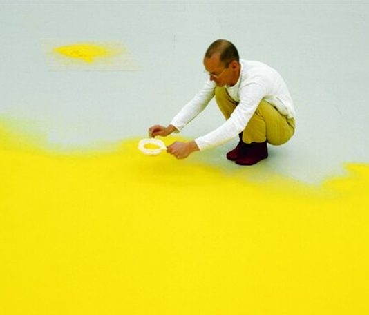 La potenza della semplicità, per Wolfgang Laib: il documentario su Artecinema