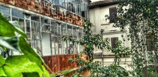 Una campagna di crowdfunding per pagare la maxi multa al Rialto di Roma