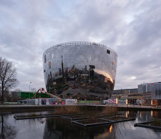 A Rotterdam inaugura il primo deposito d’arte al mondo aperto al pubblico