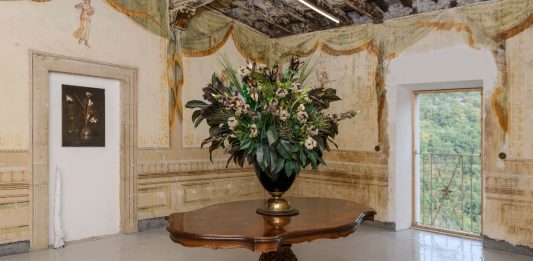 Senza Figura – Monitor Gallery