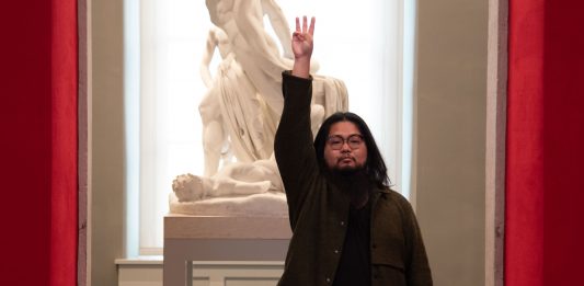 “La Cina (non) è vicina”: la dissidenza di Badiucao al Museo di Santa Giulia, Brescia