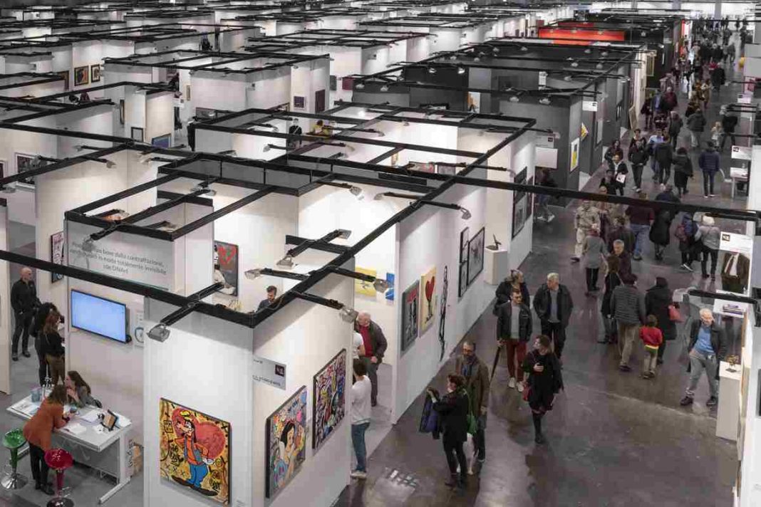 Z8VistatoriDAlto_ArteFieraPD_2NA0811_compress1