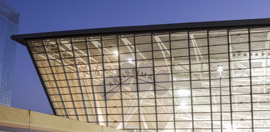 Artissima 2021: tutti i numeri, i premi e le acquisizioni, alla fine della fiera