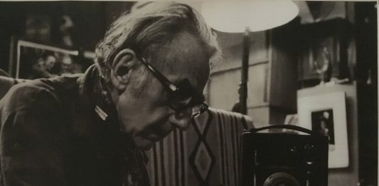 Addio a Dino Pedriali, maestro caravaggesco del nudo fotografico Dino Pedriali Morto