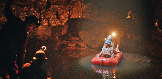 Michelangelo Frammartino, la trascendenza e il cinema con “Il buco”