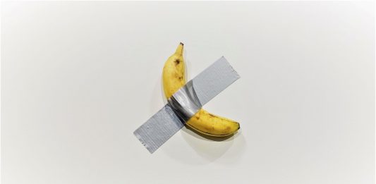 Maurizio Cattelan in mostra a Pechino: le sue opere più controverse