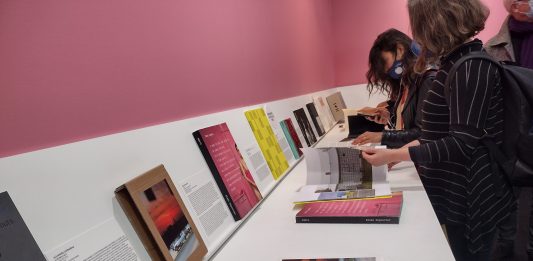 Uno sguardo ai fotolibri più belli dell’anno, premiati a Paris Photo 2021